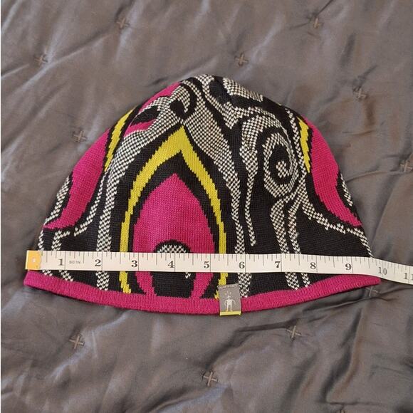 Smartwool Beanie Women's Peacock Pink Black Wool Blend Outdoor Winter Gorpcore - Picture 2 of 5